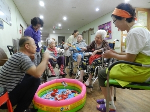 비가와서 실내낚시를....