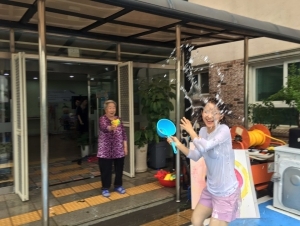 어르신만 즐겁다면 이쯤이야...