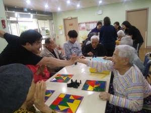 할머니, 축하드려요!